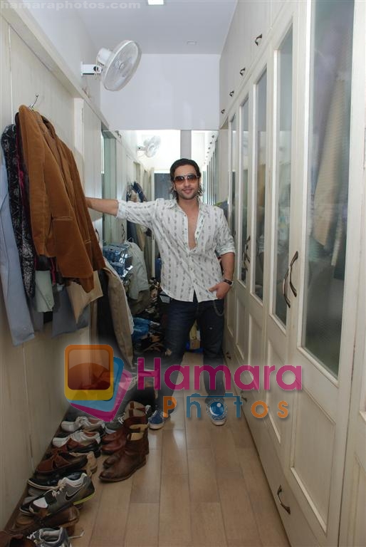 Adhyayan Suman at Home on 7th December 2008  
