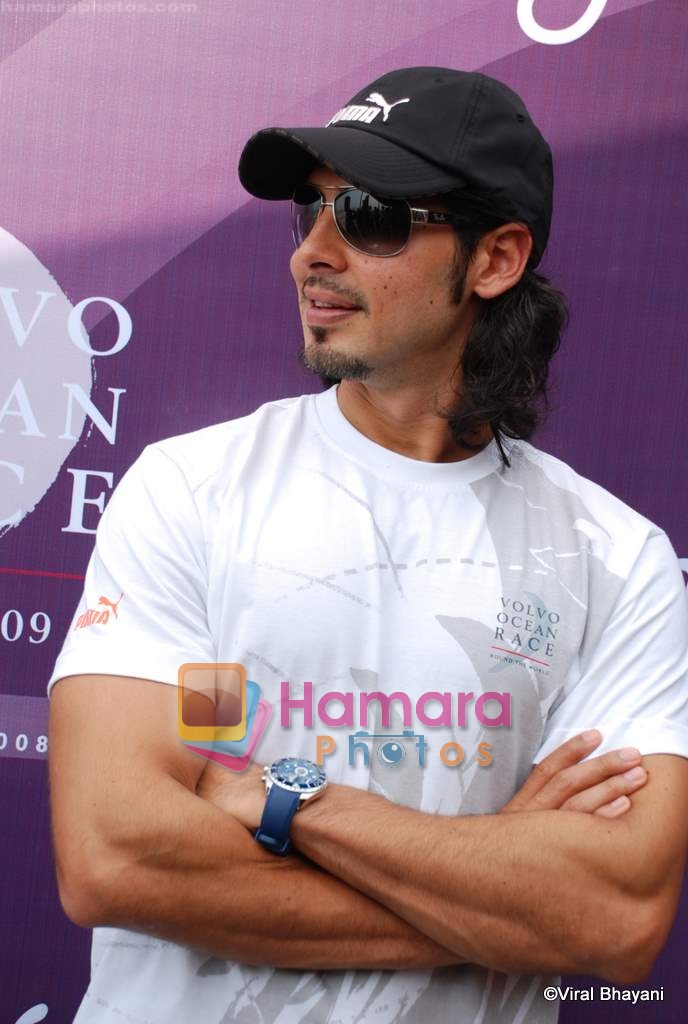 Dino Morea at the launch of Puma's new collection in Vie Lounge on 11th December 2008 