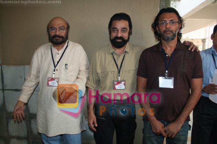  Kamal Hassan, Rakeysh mehra at screenwriters meet in Indira Gandhi Research Centre, Goregaon, Mumbai on 13th December 2008  