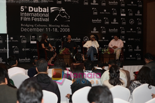 Abhishek Bachchan, Sonam Kapoor, Rakeysh Omprakash Mehra at Dilli 6 press meet in Dubai on 15th December 2008 