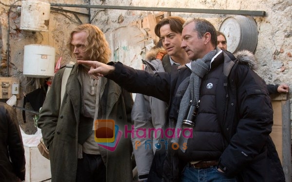 Brendan Fraser, Paul Bettany, Iain Softley in still from the movie Inkheart