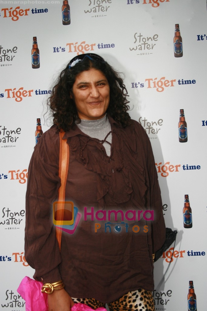Ma Faiza at Tiger Sunday Sunsets at Stone Water Grill on 21st December 2008