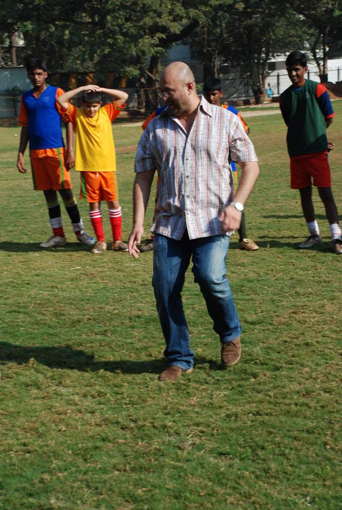 Raju Singh at the event to promote football training at Jamnabhai  grounds in juhu on 29th December 2008 