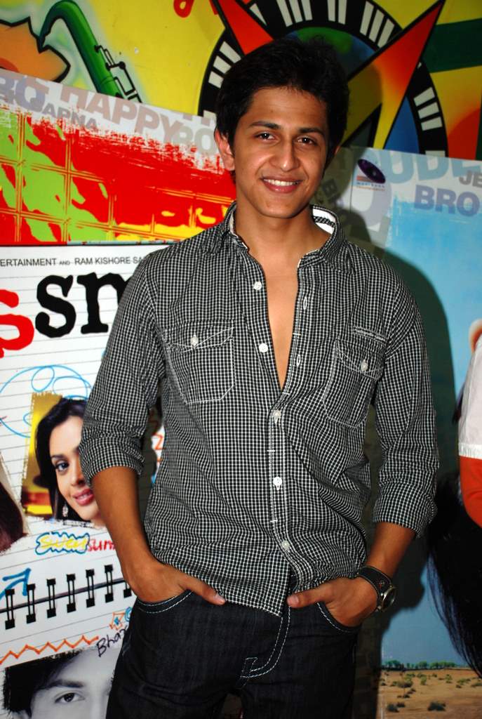 Subhashish Mukherjee at the Audio release of Aasma - The Sky Is The Limit in Planet M on 30th December 2008 