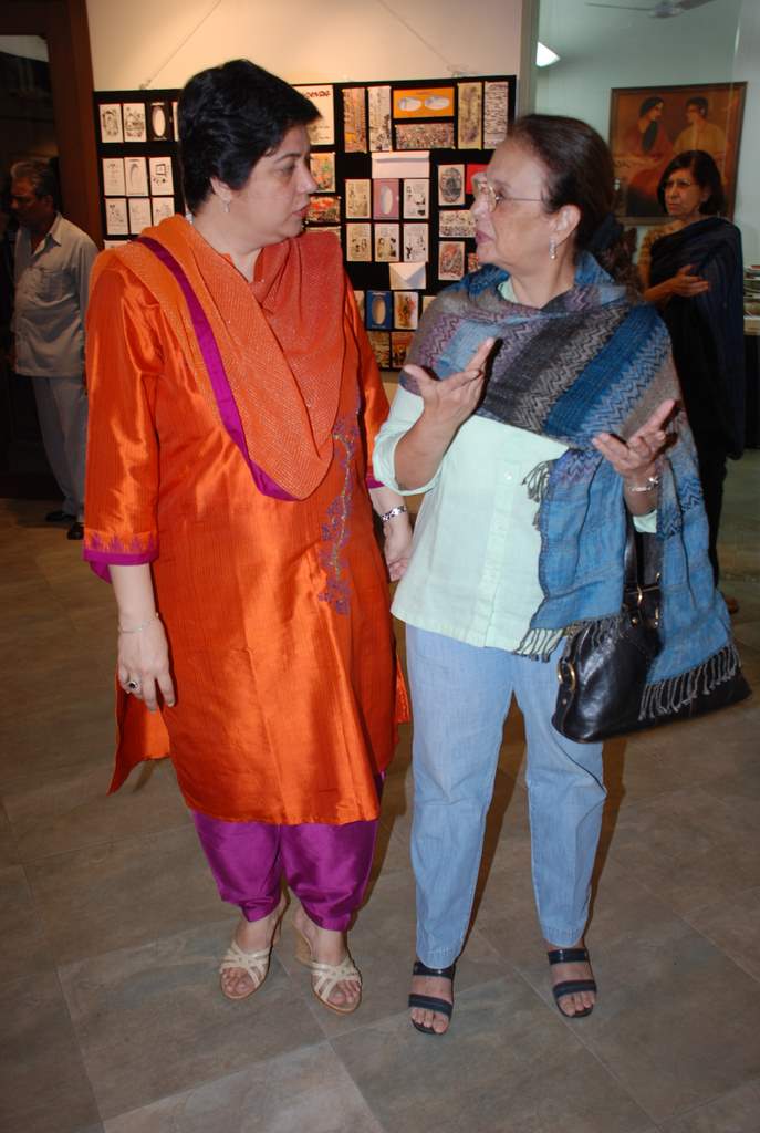 phirozah godrej at the launch of Mario Miranda exhibition in Cymroza Art Gallery on 7th Jan 2009 