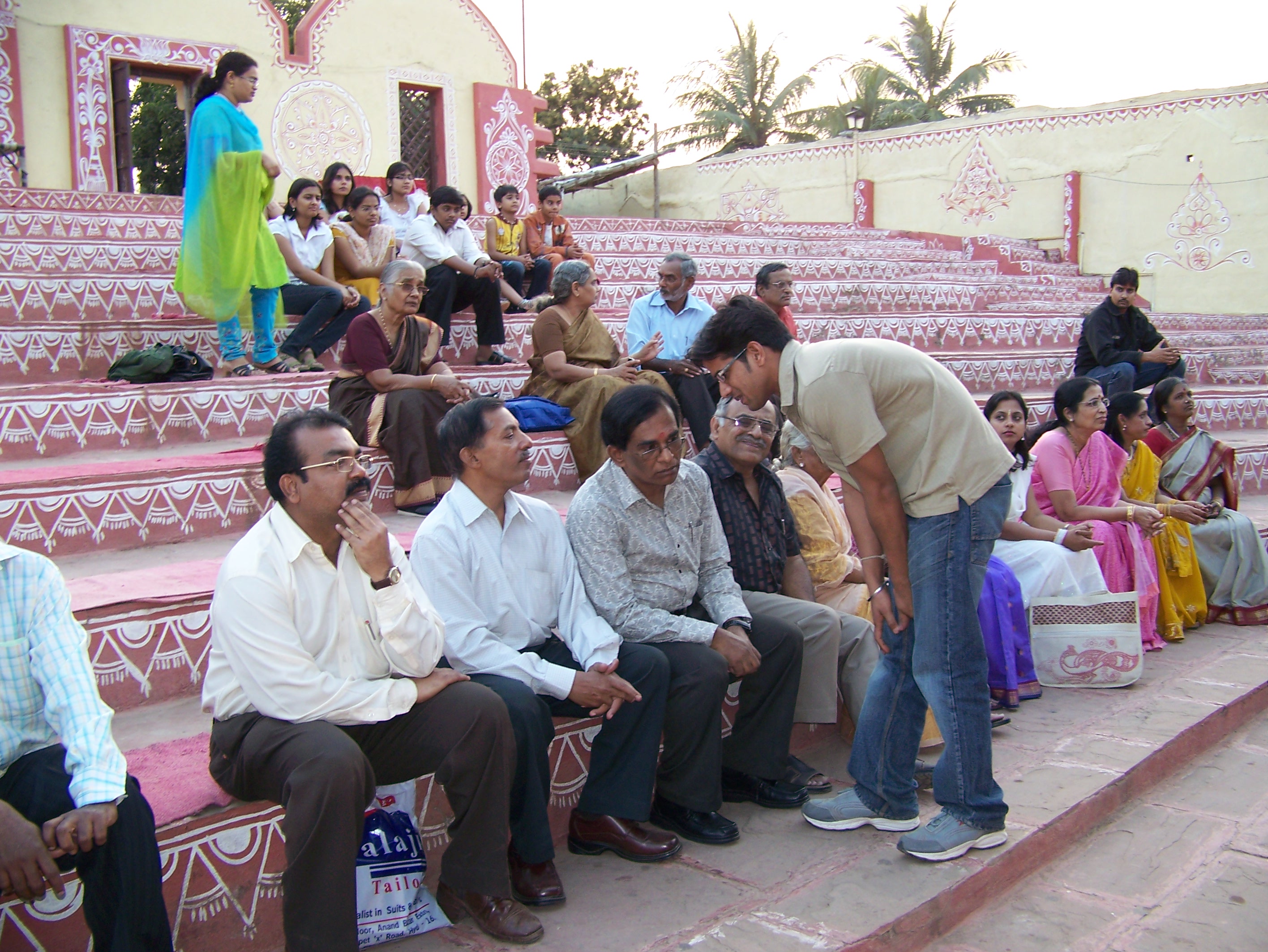 Members of Rafi Foundation, Hyderabad Chapter at PADHARO SE musical show on 25th December 2008 