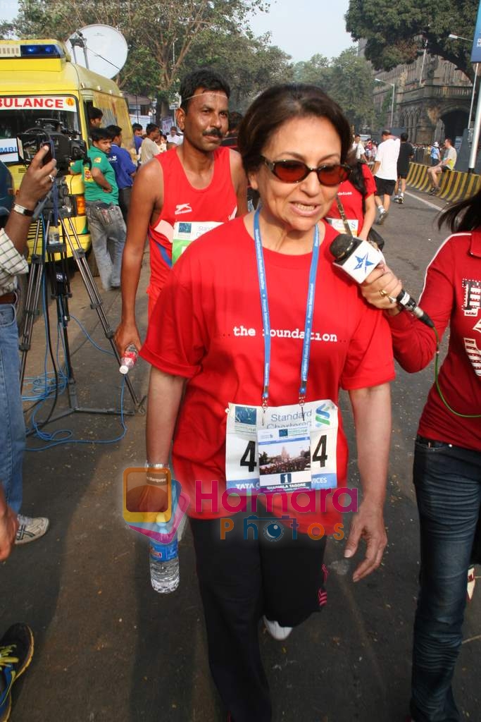 Sharmila Tagore at Mumbai Marathon 2009 on 18th Jan 2009 
