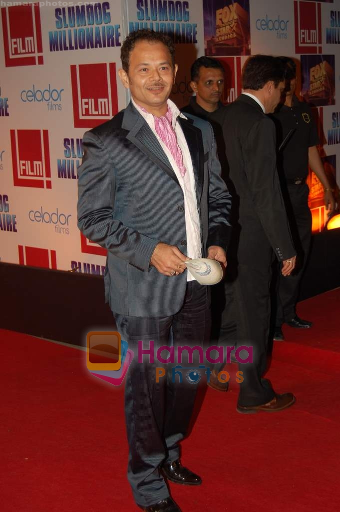 at Slumdog Millionaire premiere on 22nd Jan 2009  