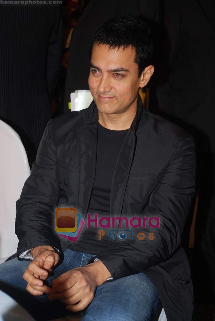 Aamir Khan at CNBC Business Awards in Taj Land's End on 23rd Jan 2009 