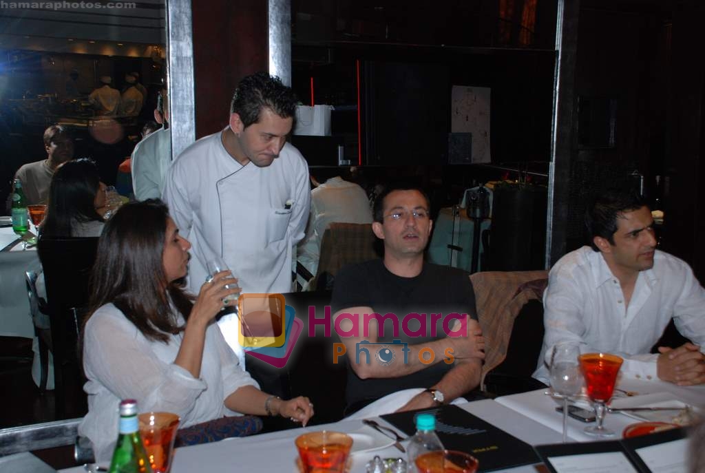 Sanjay Suri at Anita Dongre's private dinner in Hyatt Regency on 31st Jan 2009 
