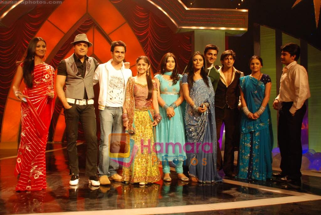 Yash tonk, Aarti Singh, Krishna, Pallavi, Hussain at Starplus Valentine day's shoot in Filmistan on 6th Feb 2009 