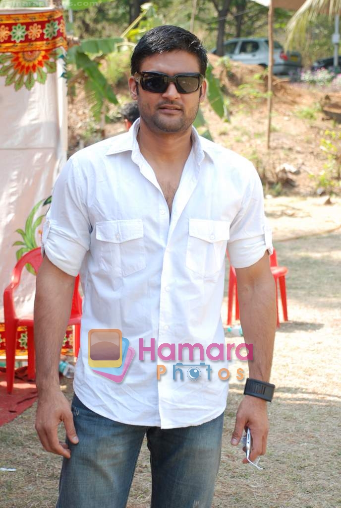 Manav Gohil at Sailor Today Cricket Match in Powai on 16th Feb 2009 
