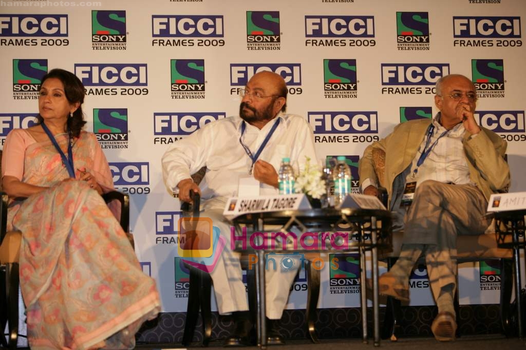 Sharmila Tagore talks about Satyajit's legacy in FICCI-FRAMES 2009 in Powai on 18th Feb 2009 