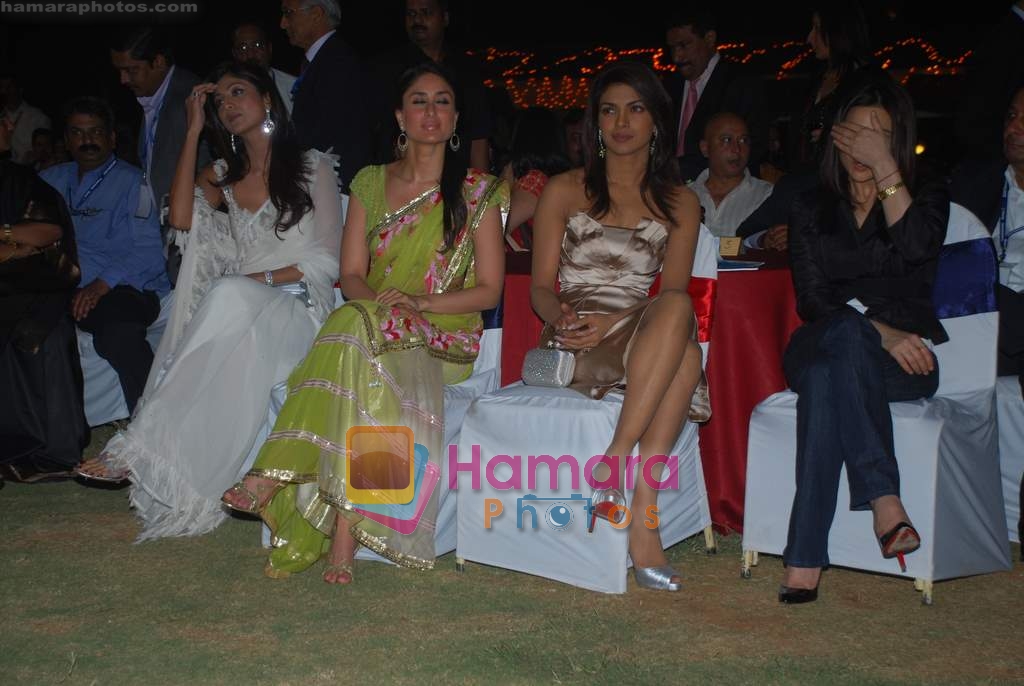 Shilpa Shetty, Kareena Kapoor, Priyanka Chopra, Preity Zinta at the FICCI Frames 2009 on 17th Feb 2009 