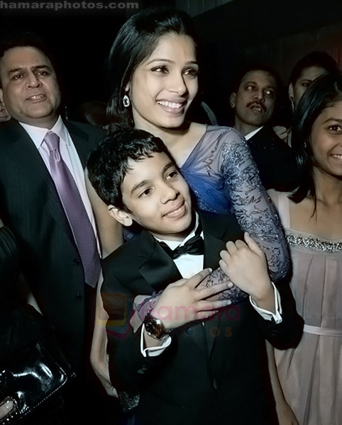 Frieda Pinto at the Oscar Party on February 22, 2009 in Beverly Hills, California 