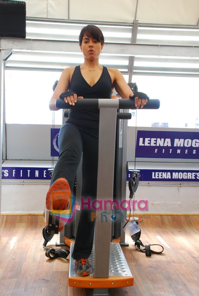 Sameera Reddy reveals her fitness regime in Leena Mogre, Bandra, Mumbai on 25th Feb 2009 