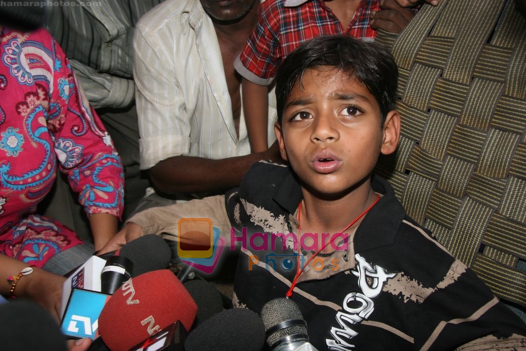 Slumdog Kids arrive to an arousing welcome in International Airport, Mumbai on 26th Feb 2009 