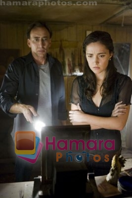 Nicolas Cage, Rose Byrne in still from the movie Knowing