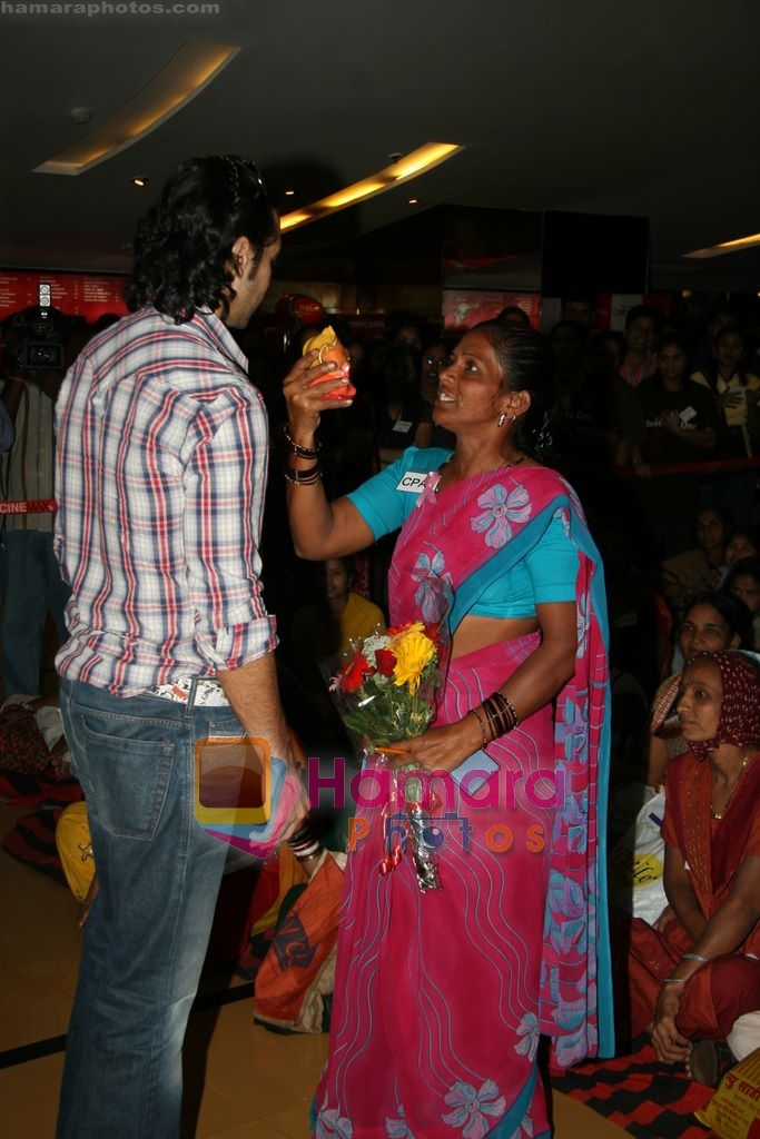 Dino Morea at the meeting with underprivileged women of CPAA in Cinemax, ANdheri, Mumbai on 7th March 2009 