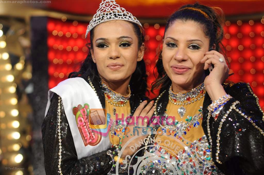 Shamayal and Sambhavna Seth at the Dancing Queen grand finale on Colors on 7th March 2009 