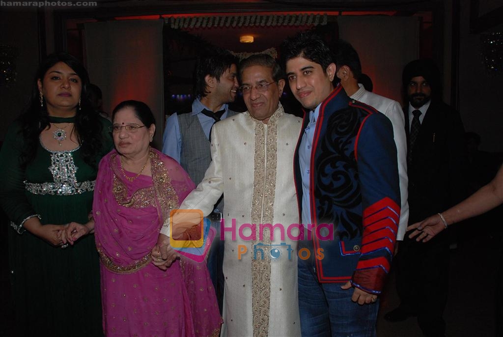 Harry Anand at Anand Raj Anand's wedding anniversary bash on 8th March 2009 