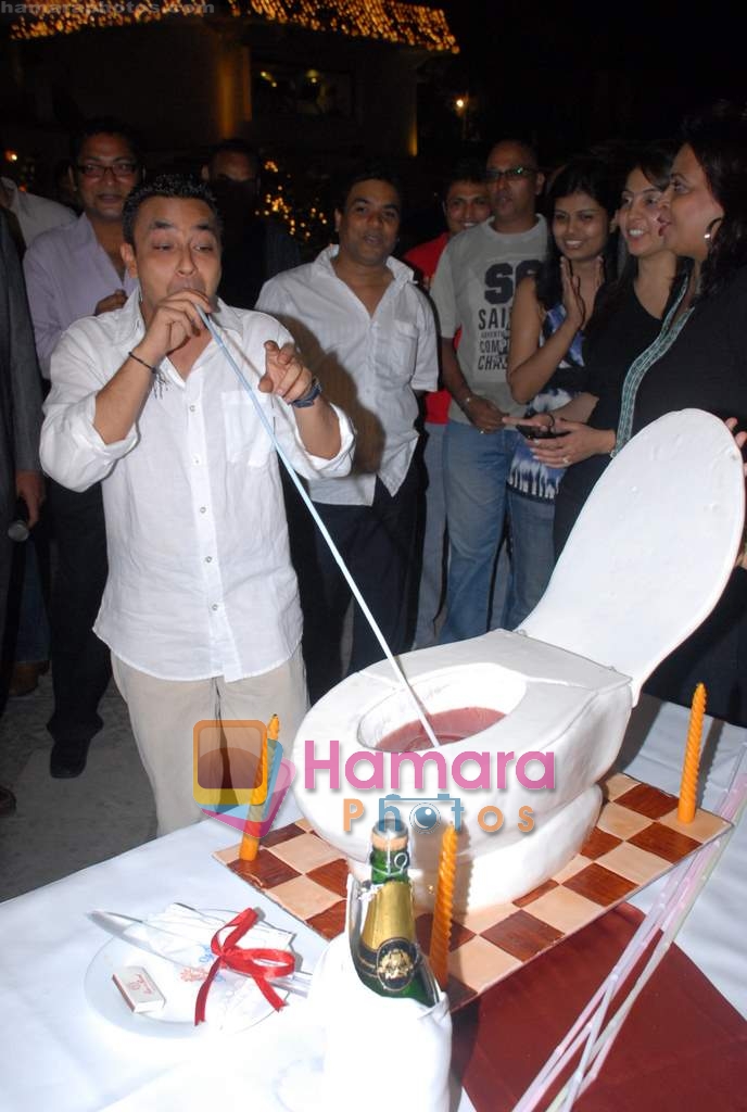 Amit Saxena at the completion party of film Tina Ki Chabi in Sun N Sand on 20th March 2009 ~0