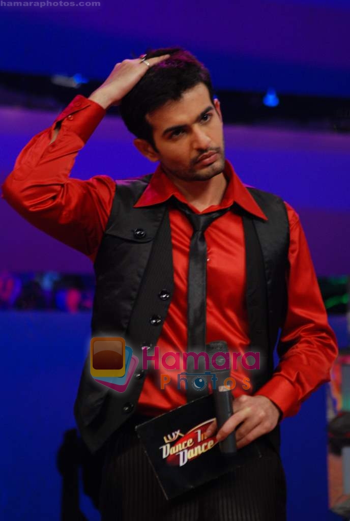 Jay Bhanushali on the sets of Dance India Dance in Famous Studios on 23rd March 2009 