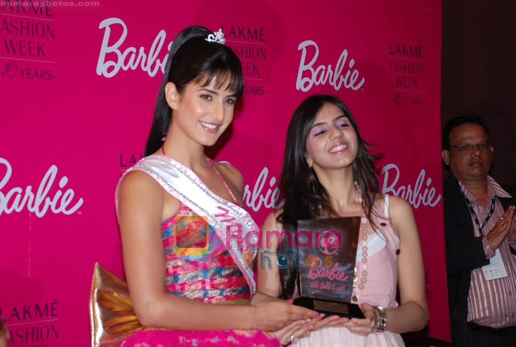 Katrina Kaif walk the ramp for Barbie doll Show at LIFW on 27th March 2009 