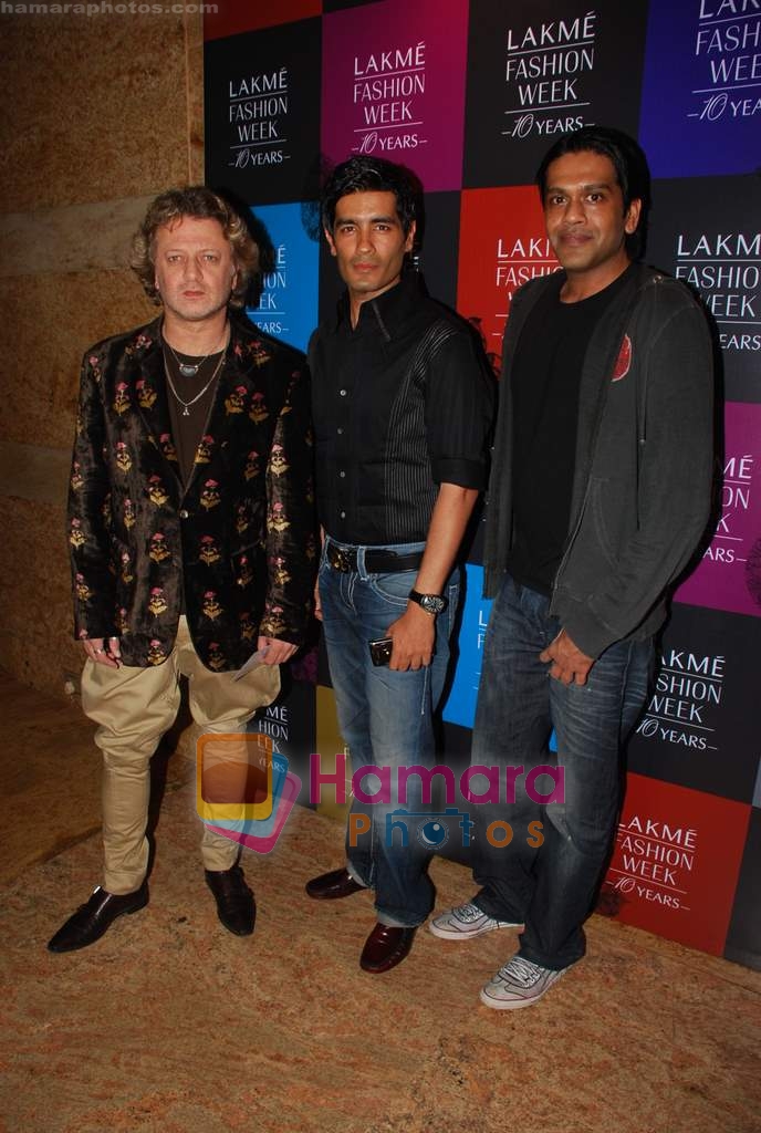 Rohit Bal, Manish Malhotra, Rocky S at Lakme Fashion Week 2009 day 3 on 29th March 2009 
