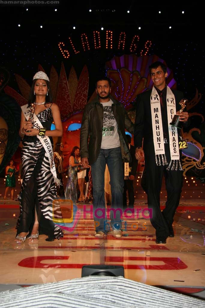 Ritesh Deshmukh at the Grand finale of Gladrags Mega Model & Manhunt 09 in Mumbai on 28th March 2009 