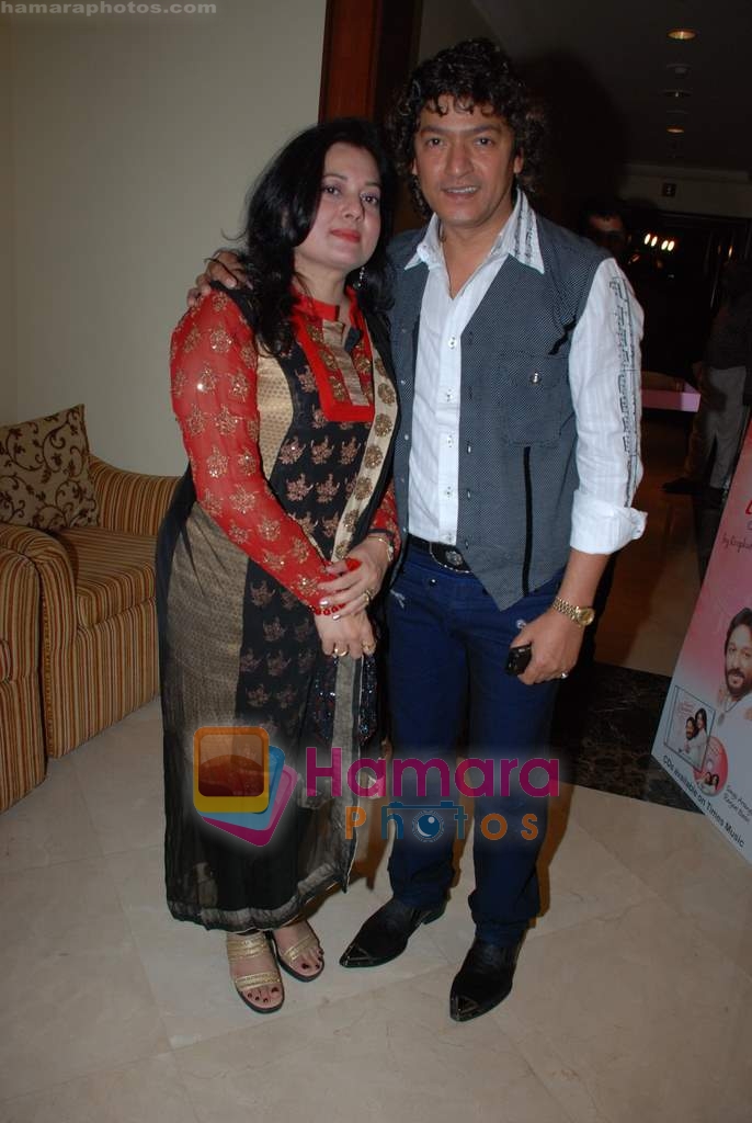 Aadesh Shrivastav at the launch of Roopkumar and Sonali Rathod's new album _Mann Pasand_ on 8th April 2009 