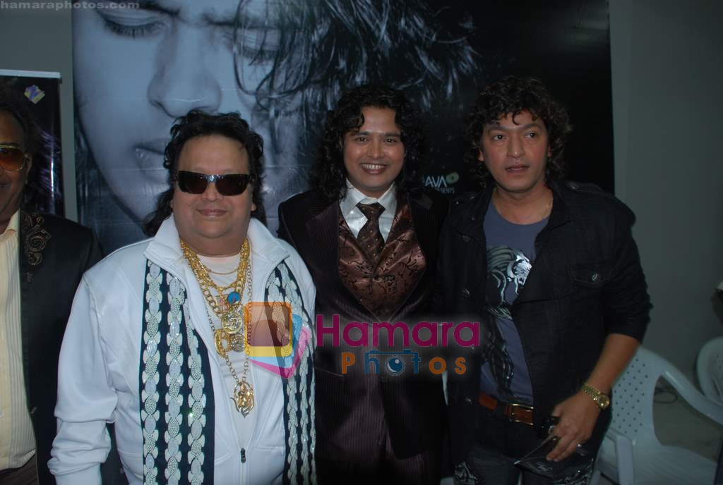 Bappi Lahiri, Raja Hasan , Aadesh Shrivastav at Raja Hasan's album launch in Worli on 20th April 2009 