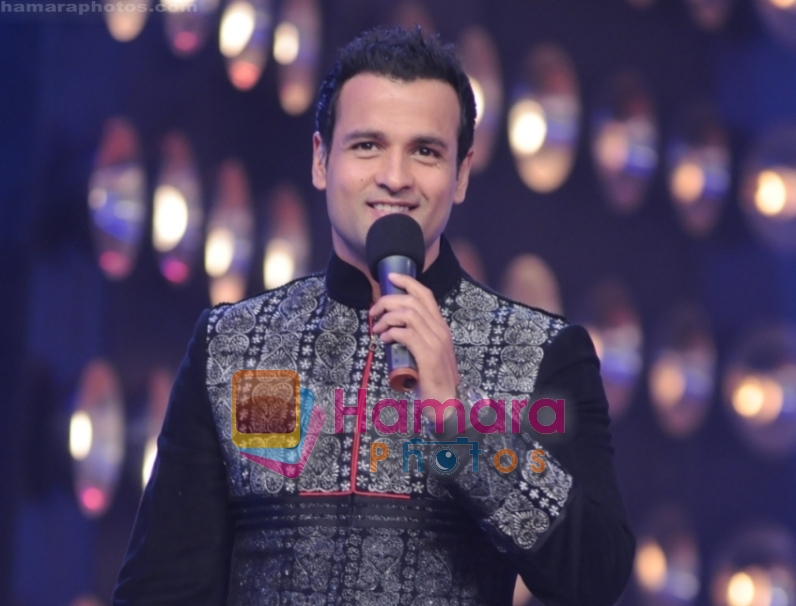 Rohit Roy on the sets of Jhalak Dikhhla Jaa on 25th April 2009