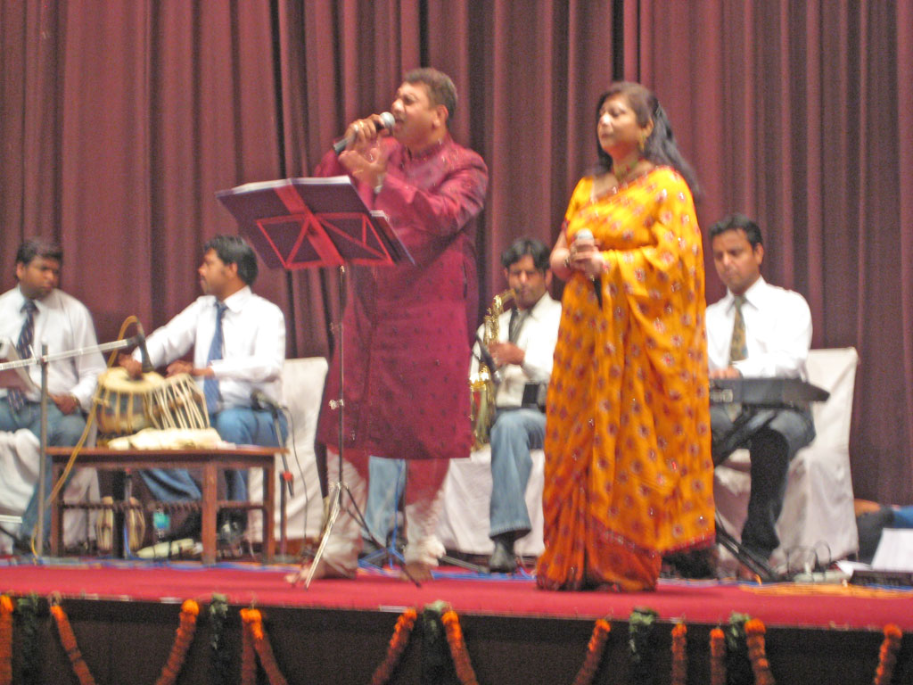 Shrikant Narayan, Shikha Biswas at Tumsa Aacha Kaun Hai - program conducted under the banner Sangeeth Smriti 