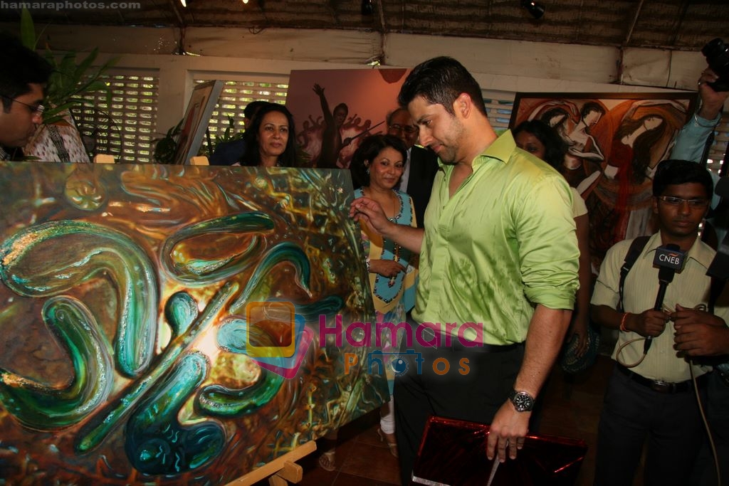 Aftab Shivdasani at Deeds Charitable art exhibition in Dusk , Bandra, Mumbai on 26th April 2009 