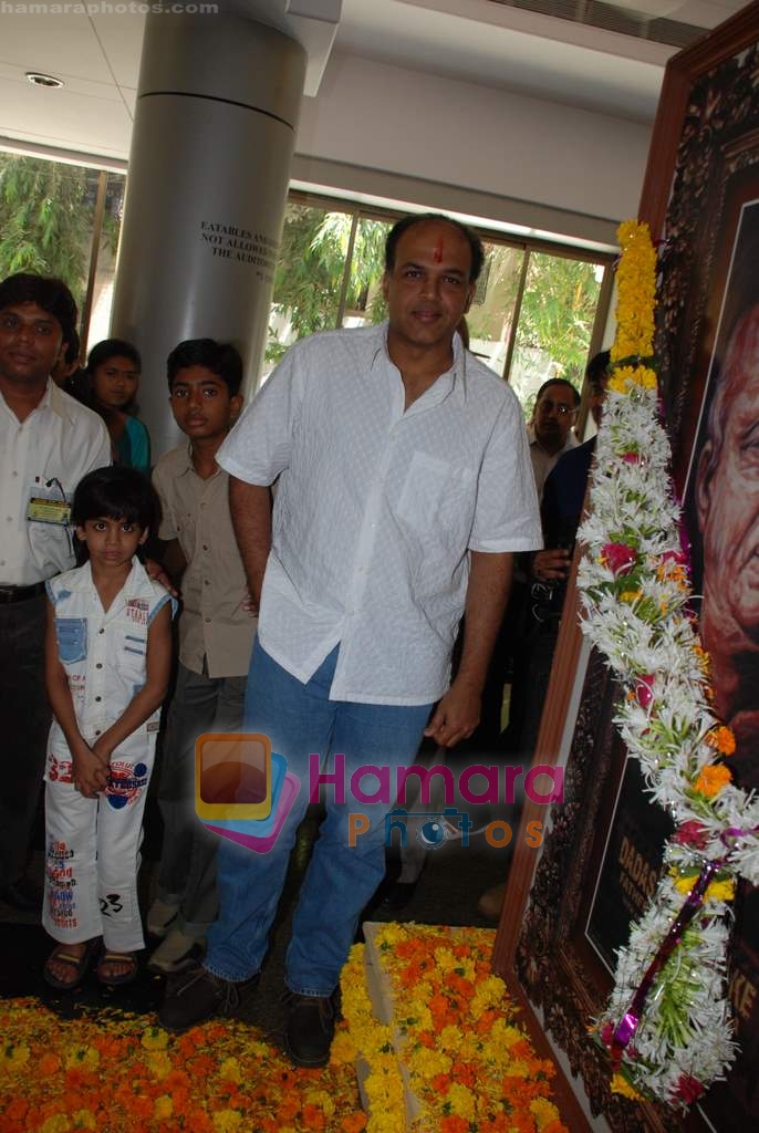 Ashutosh Gowariker at Dadasaheb Phalke Award in Bhaidas Hall on 4th May 2009 