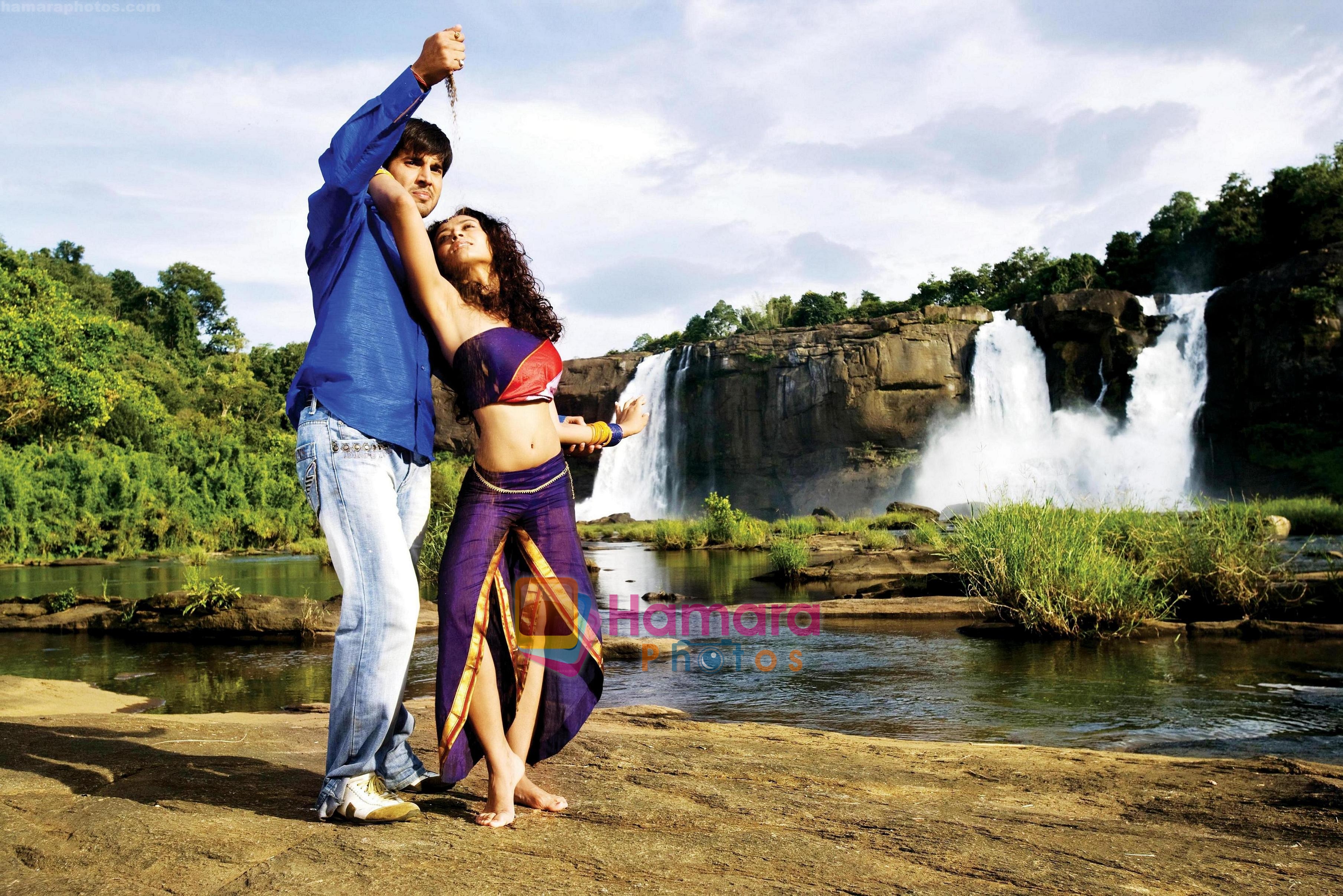 Gayatri Patel & Ajai Chowdhary in film Let�s Dance