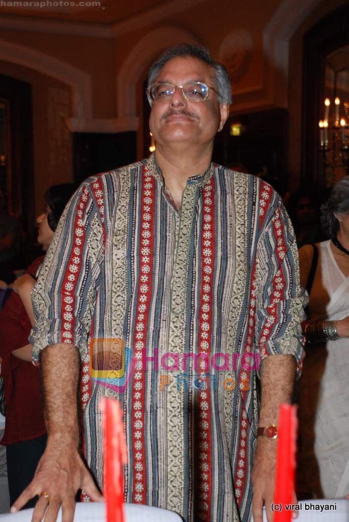 siddharth kak at Uppercrust Magazine dinner in ITC Grand Central on 10th May 2009