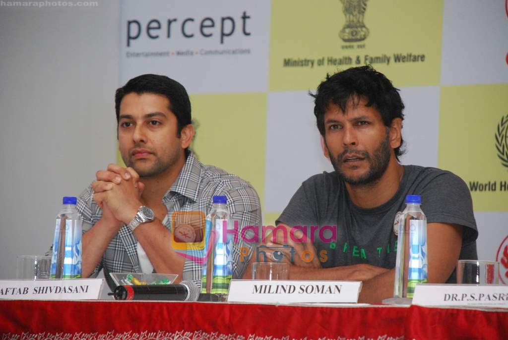 Milind Soman, Aftab Shivdasani at Cancer Patients Aid Association (cpaa) Bollywood cricket match press meet in Taj Land's End on 23rd May 2009 
