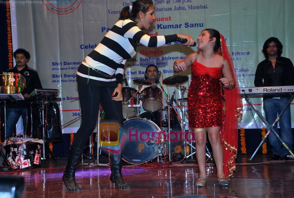 Mouli Dave at Sameer Sen's musical night in Isckon on 23rd May 2009 