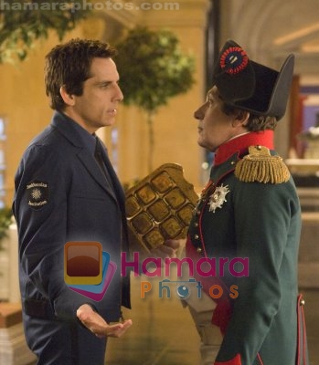 Ben Stiller, Alain Chabat in still from the movie Night at the Museum - Battle of the Smithsonian