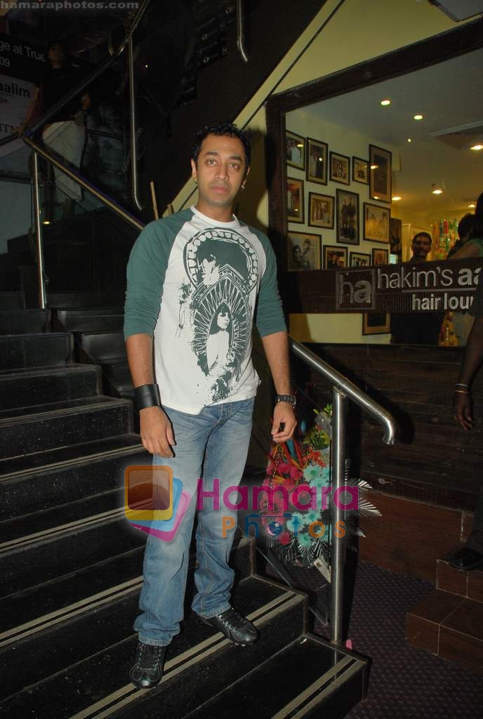 Hiten Paintal at Aalim Hakim salon launch at True Fitness on 29th May 2009 