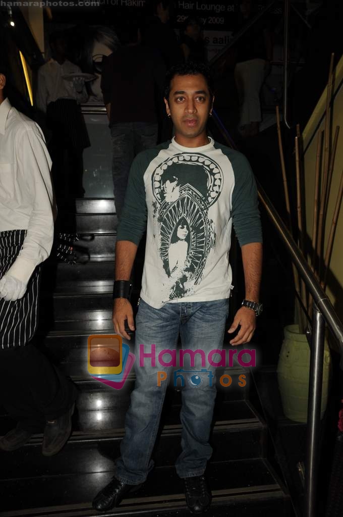 Hiten Paintal at Aalim Hakim salon launch at True Fitness on 29th May 2009  