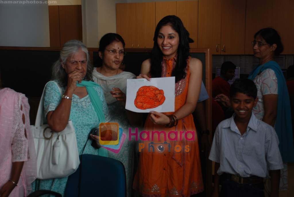 Pooja Chopra at Kiran Charitable trust children event in Croma, Juhi Mumbai on 29th May 2009 
