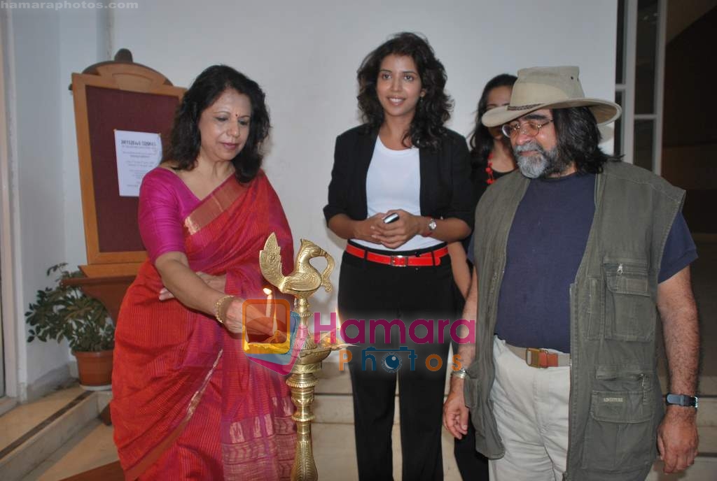 Prahlad Kakkar at Hina and Shital Shah's Different Strokes art event in Nehru Centre on 2nd June 2009 