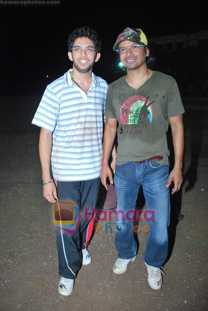 Shaan at Musicians charity cricket match in Ritumbura on 3rd June 2009 