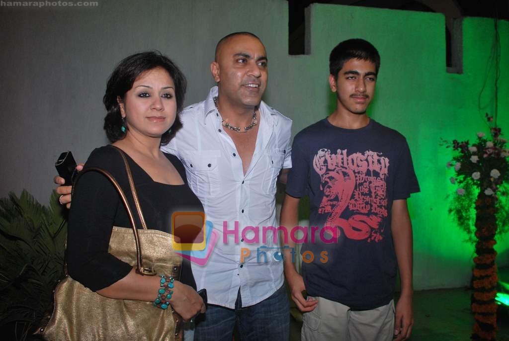 Baba Sehgal at Sheesha Sky Lounge in D Ultimate Club on 6th June 2009 