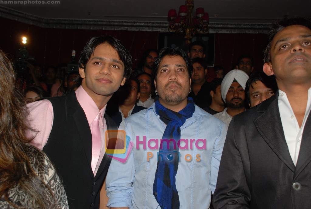 Mika Singh at the launch of DJ Praveen Nair's album in Enigma on 18th June 2009 