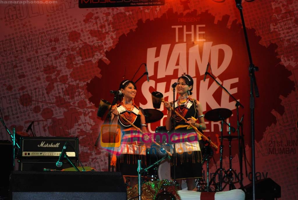 at Handshake Concert in St Andrews on 22nd June 2009 