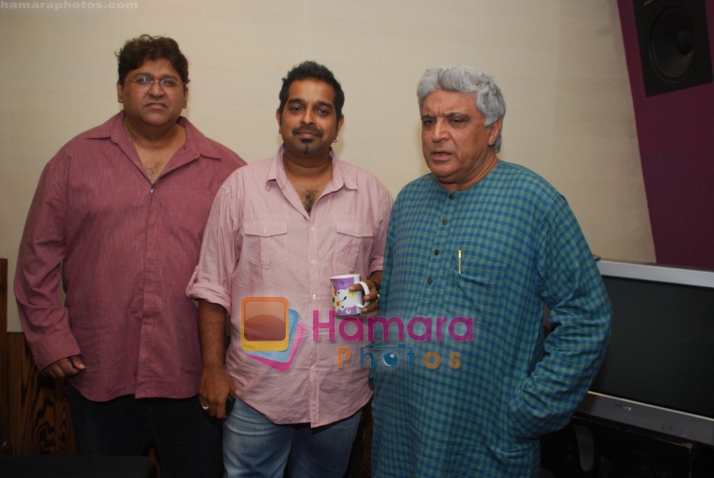 Javed Akhtar, Shankar Mahadevan, Monty Record for Mirch in Purple Haza, Bandra, Mumbai on 30th June 2009 